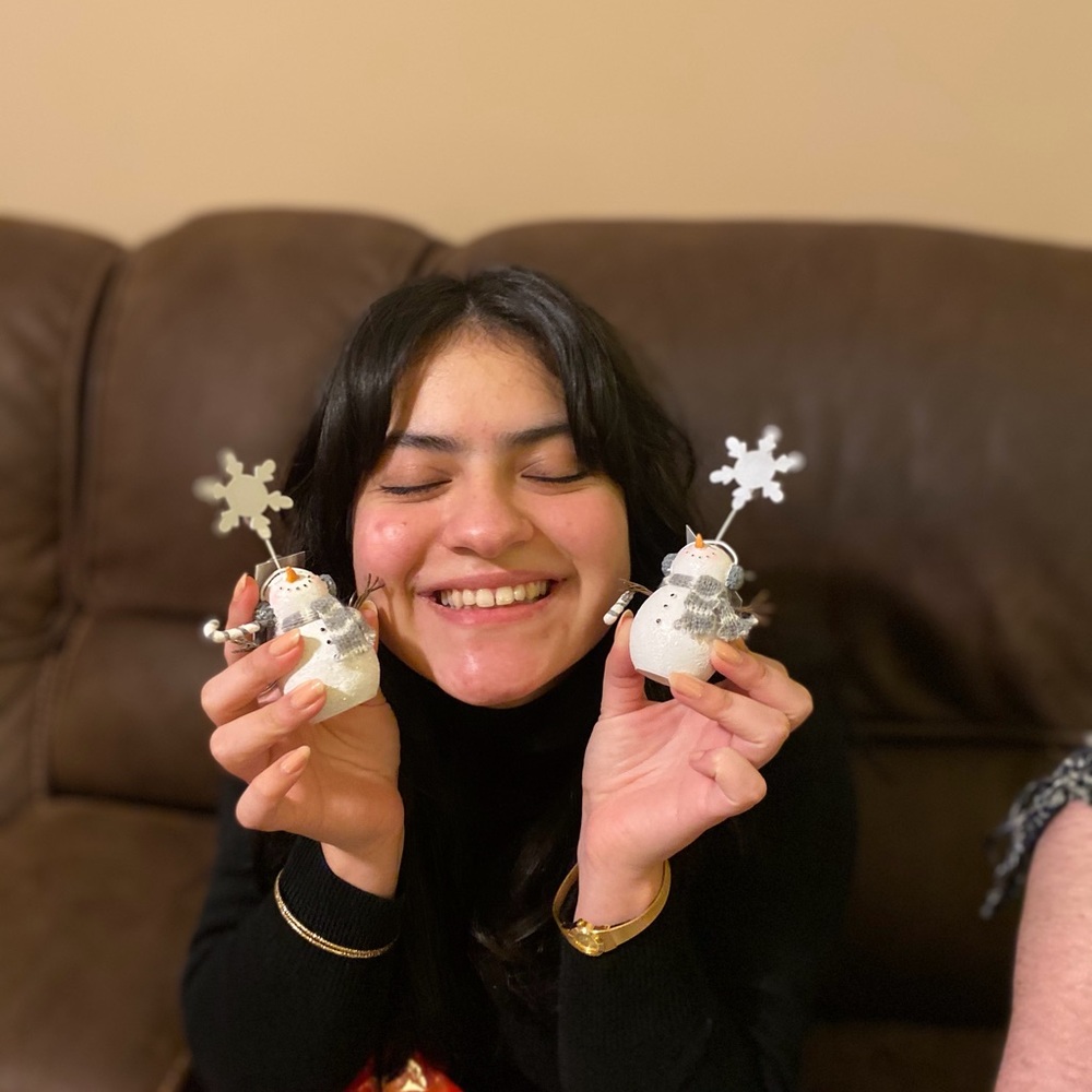 Meet your Posher, Daniela